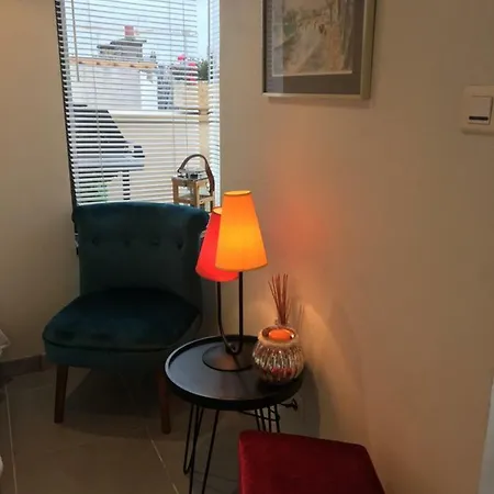 Eagles Nest - Studio W 15m Terrace - Hyper Centre Apartment