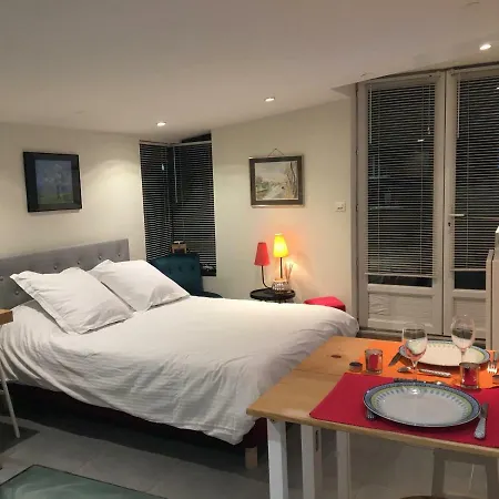 Eagles Nest - Studio W 15m Terrace - Hyper Centre Apartment