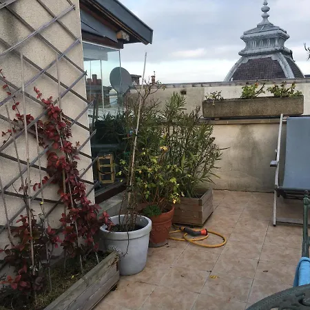 Eagles Nest - Studio W 15m Terrace - Hyper Centre Apartamento Reims